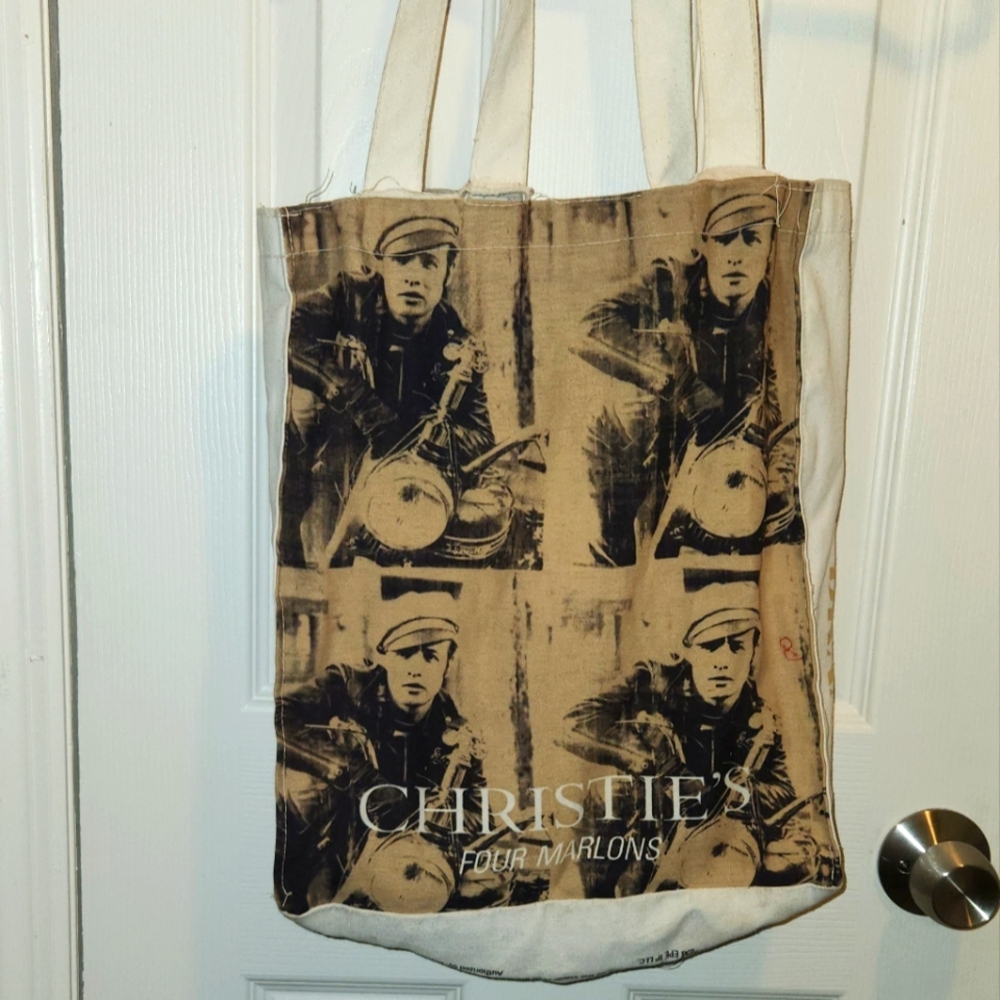 Graphic tote